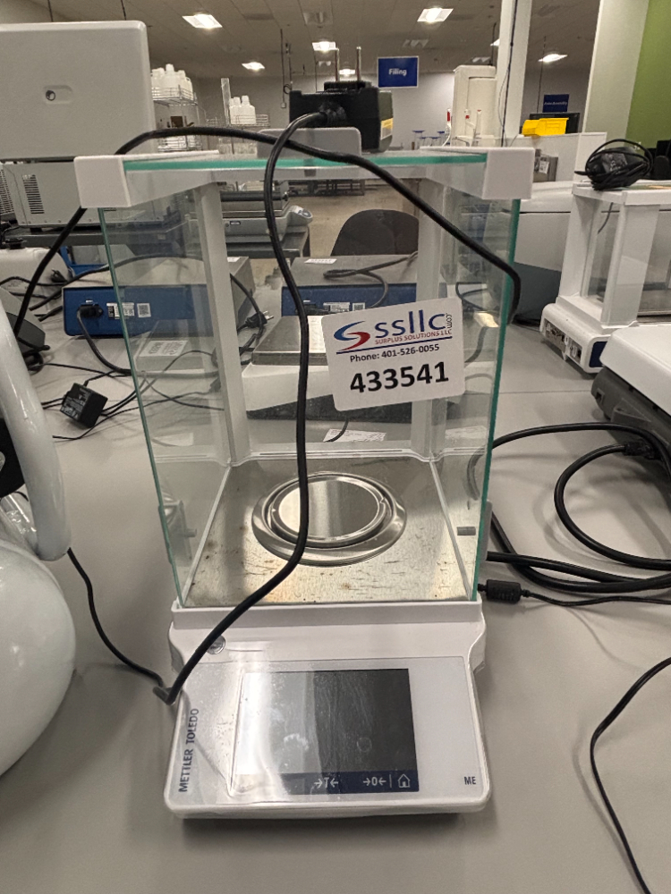 Image of Mettler Toledo ME-T Analytical Balance